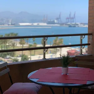 apartamento-primera-linea-malaga.1costadelsol.com/